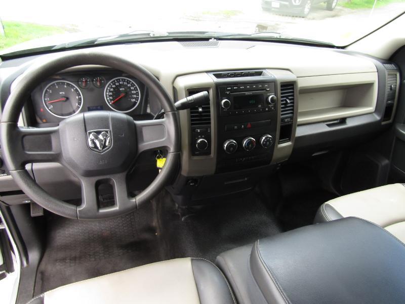 RAM 1500 SLT Quad Cab 4WD 2011
