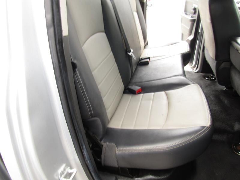 RAM 1500 SLT Quad Cab 4WD 2011