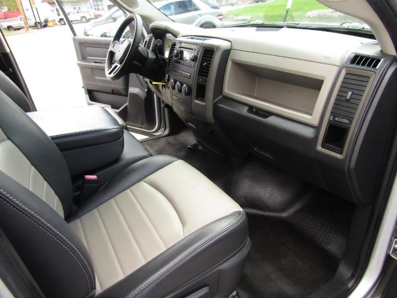 RAM 1500 SLT Quad Cab 4WD 2011