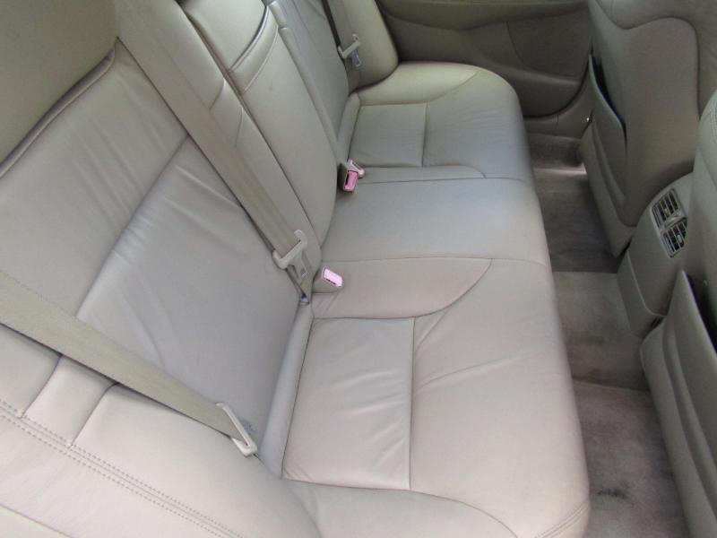 Lexus ES 330 Sedan 2004