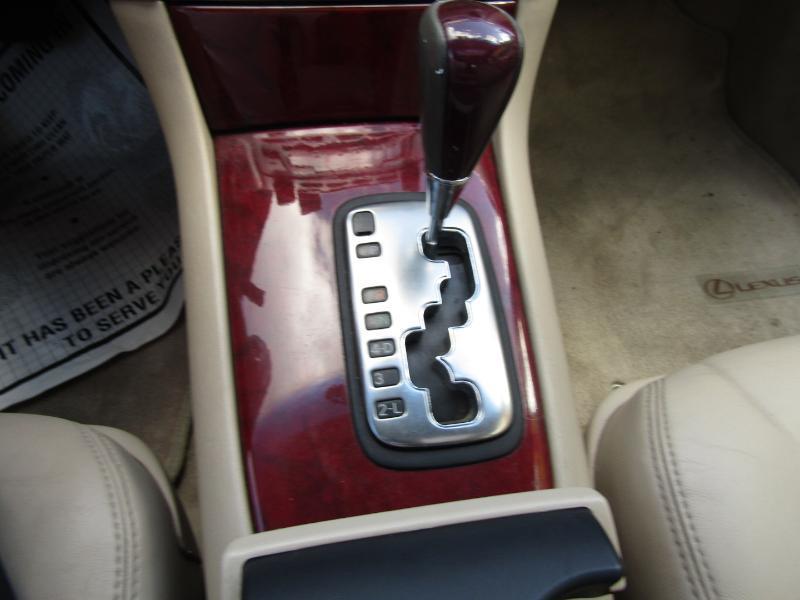 Lexus ES 330 Sedan 2004