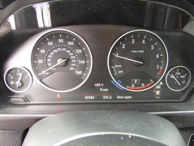 BMW 3-Series 320i Sedan 2016