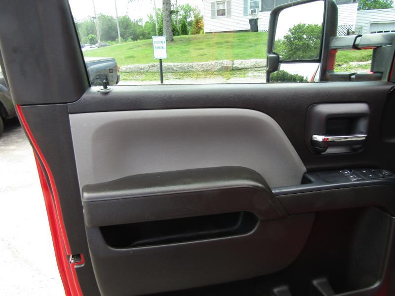 Chevrolet Silverado 3500HD Work Truck Long Box 4WD 2017