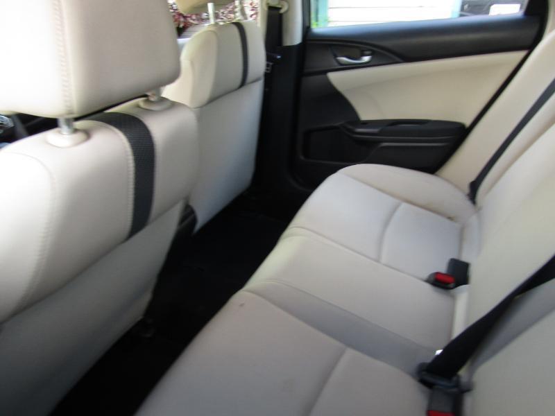 Honda Civic LX Sedan AT 2017
