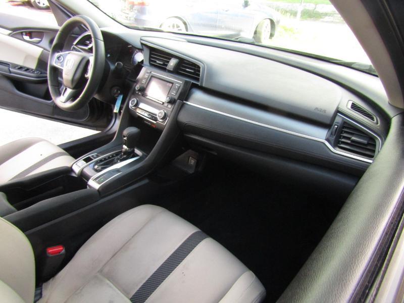 Honda Civic LX Sedan AT 2017
