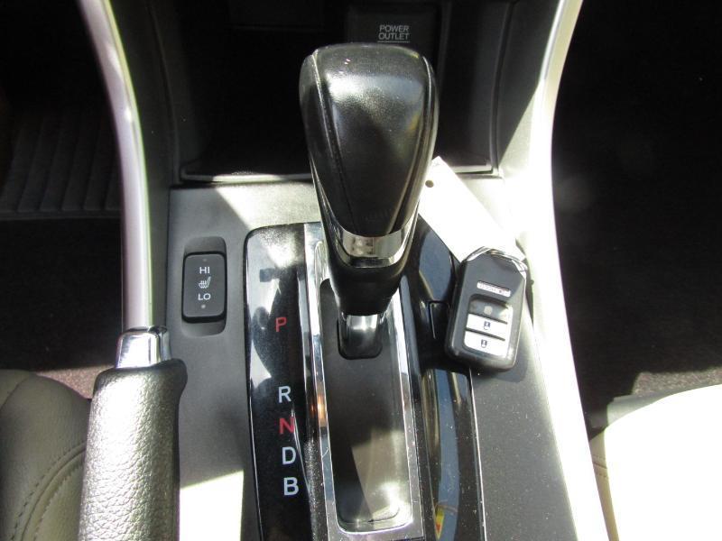 Honda Accord Hybrid EX-L 2014