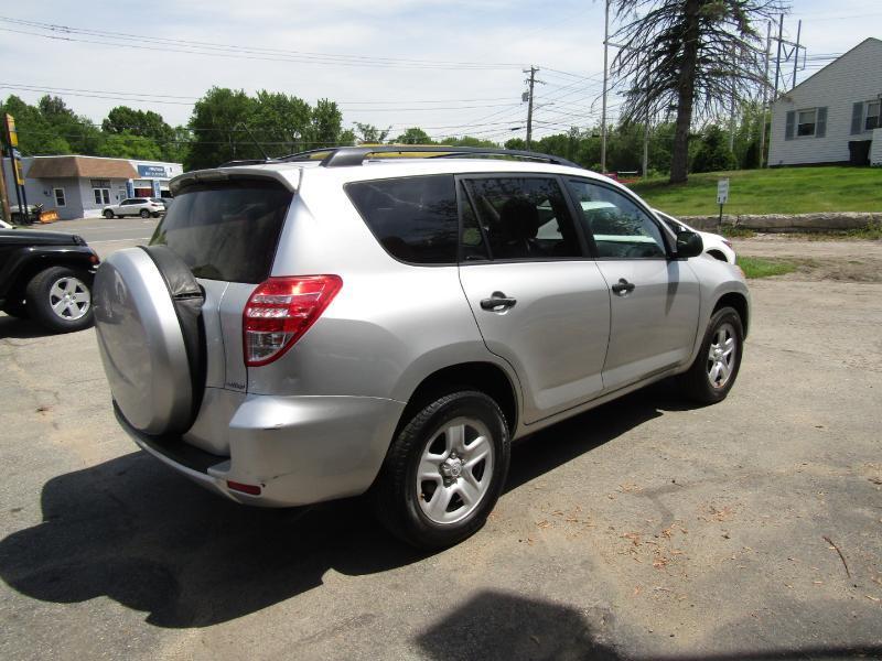 Toyota RAV4  2012
