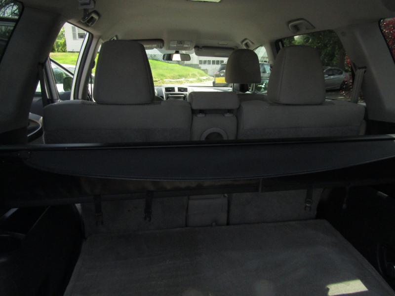 Toyota RAV4  2012