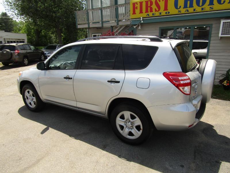 Toyota RAV4  2012