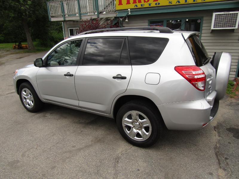 Toyota RAV4  2012