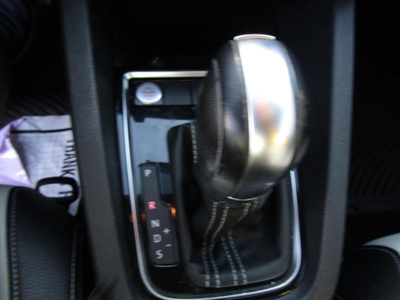 Volkswagen Jetta SE 6A 2016