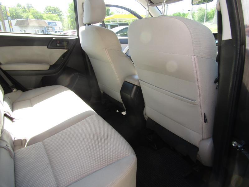 Subaru Forester 2.5i 2014