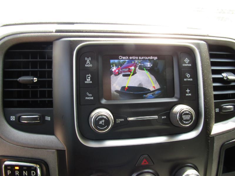 RAM 1500 Tradesman Quad Cab 4WD 2017