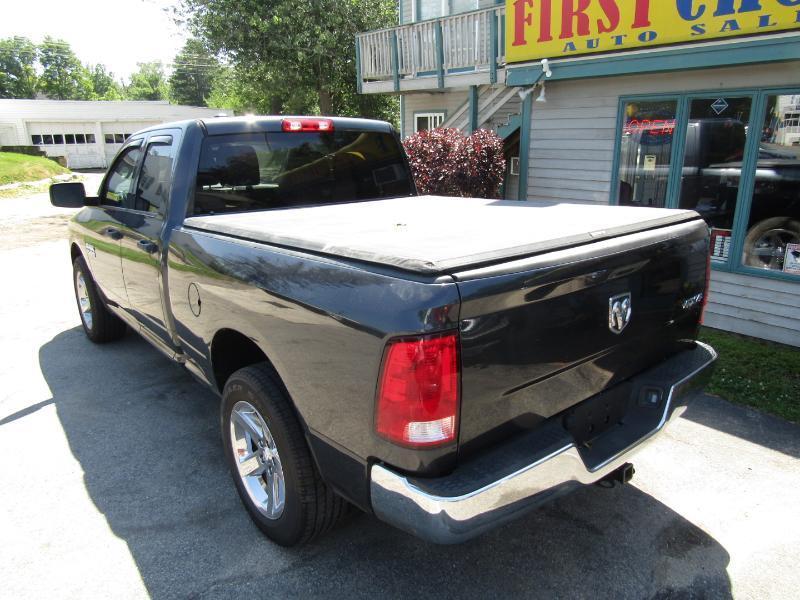 RAM 1500 Tradesman Quad Cab 4WD 2017