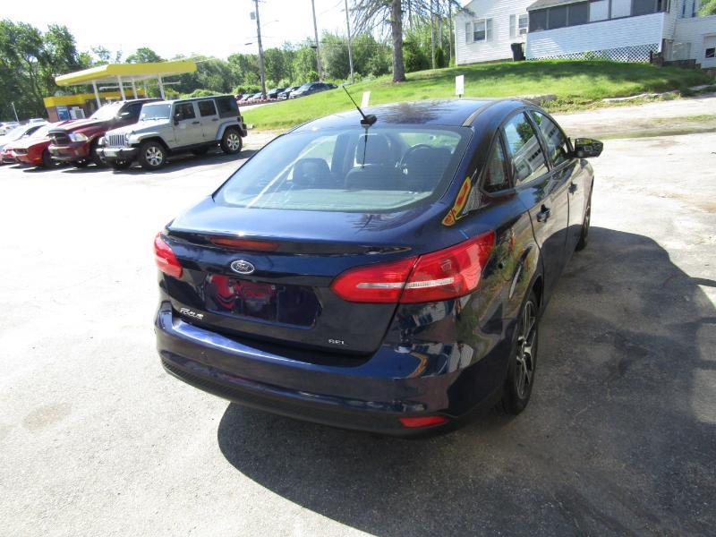 Ford Focus SEL Sedan 2017