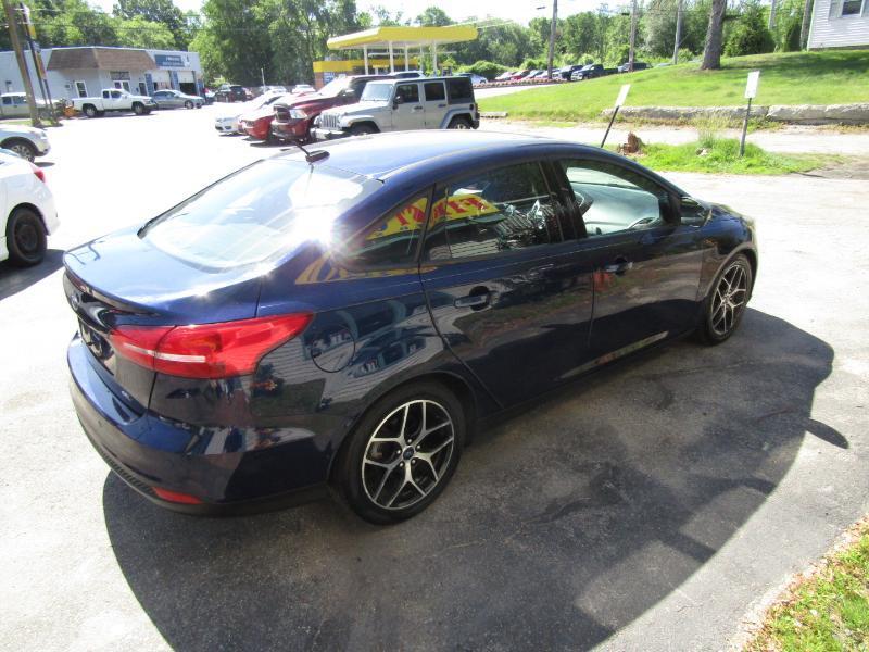 Ford Focus SEL Sedan 2017