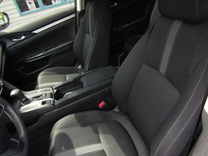 Honda Civic LX Sedan CVT 2017