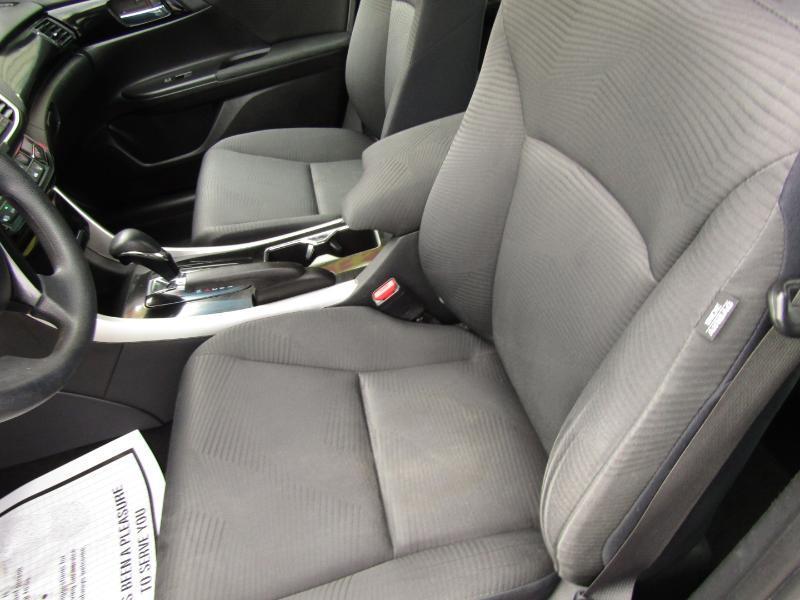 Honda Accord LX Sedan CVT 2017