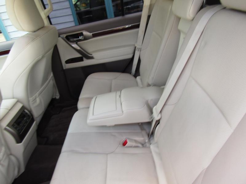Lexus GX 460 Base 2016