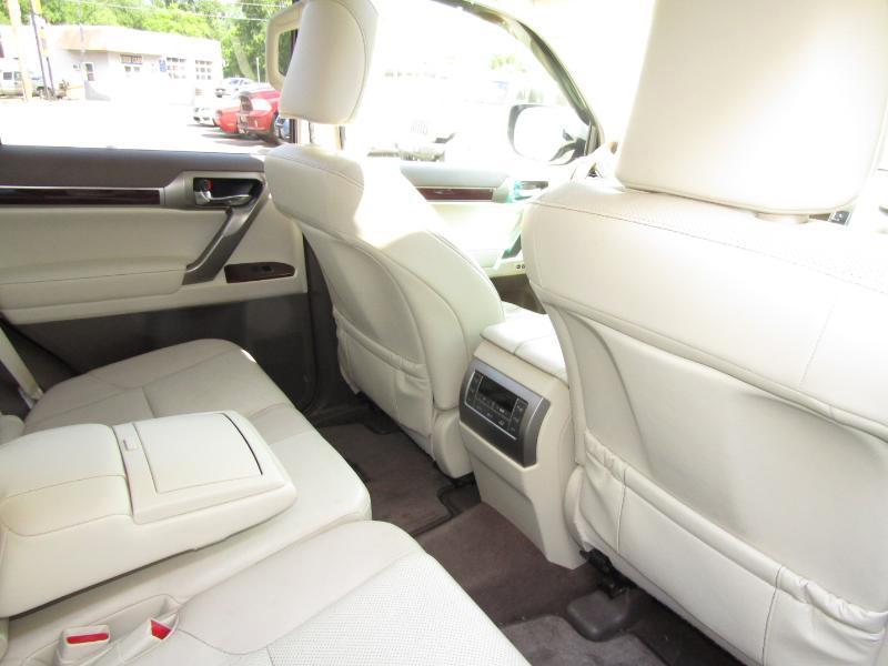 Lexus GX 460 Base 2016