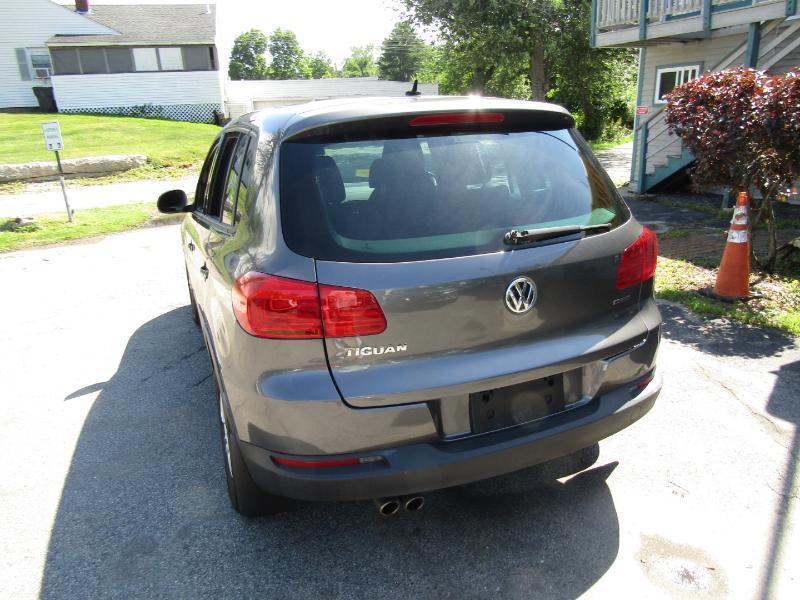 Volkswagen Tiguan SE 4Motion 2013