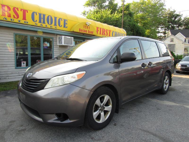 Toyota Sienna FWD 7-Passenger V6 2012
