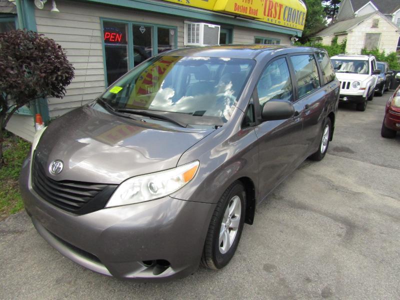 Toyota Sienna FWD 7-Passenger V6 2012