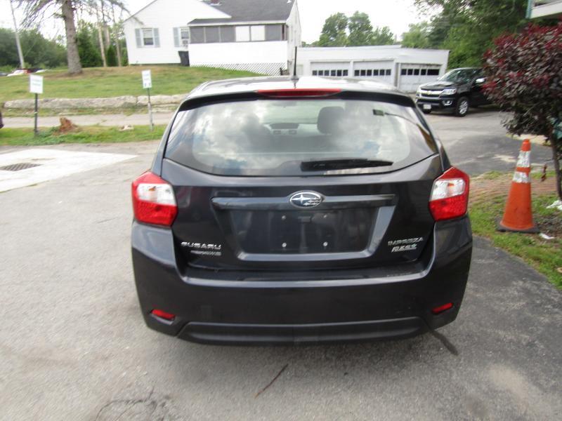 Subaru Impreza Premium 5-Door w/All Weather Package 2012