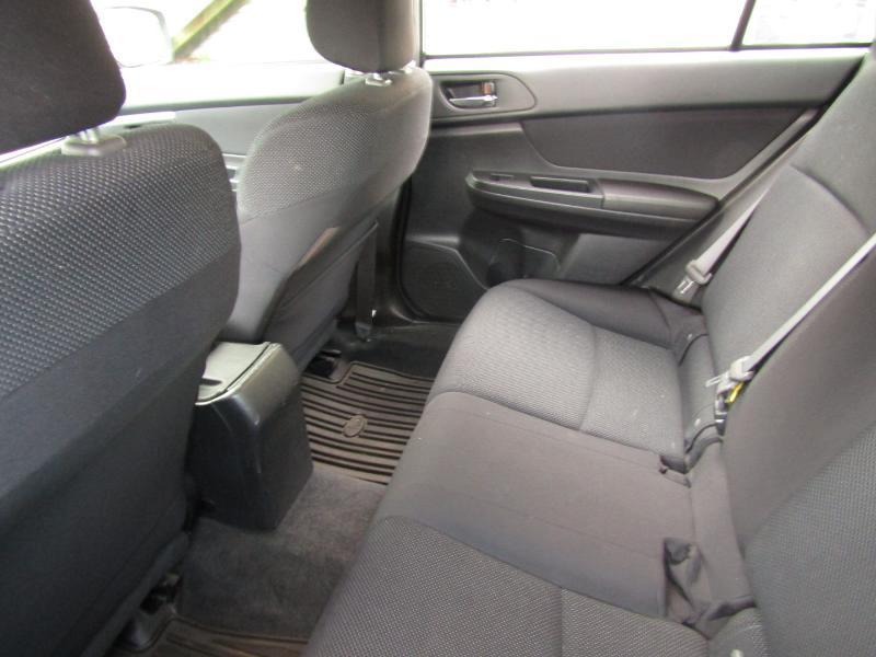 Subaru Impreza Premium 5-Door w/All Weather Package 2012