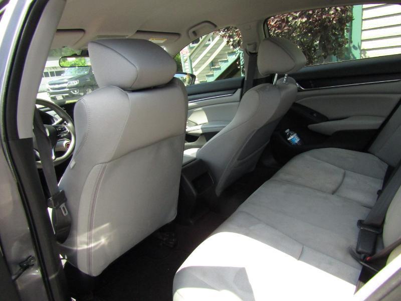 Honda Accord LX CVT 2019