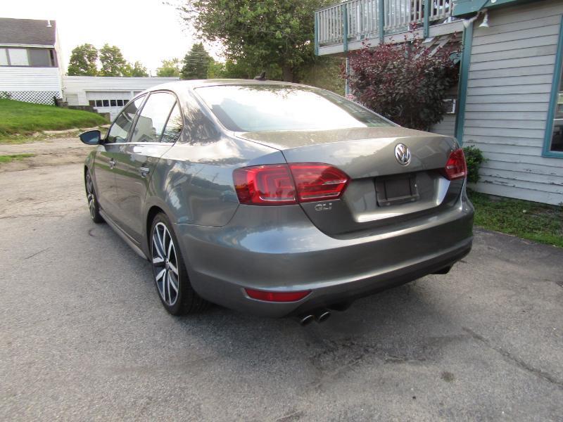 Volkswagen Jetta 2.0T GLI 2013