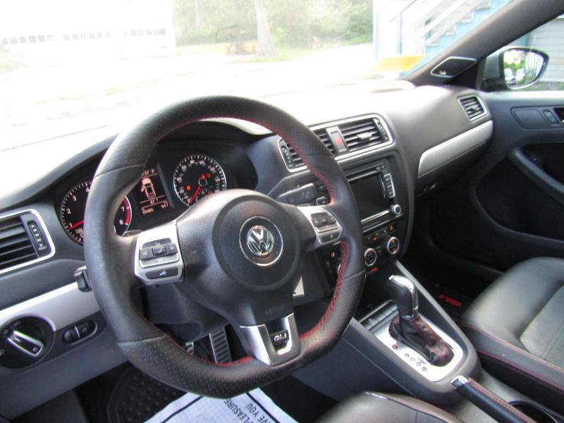 Volkswagen Jetta 2.0T GLI 2013
