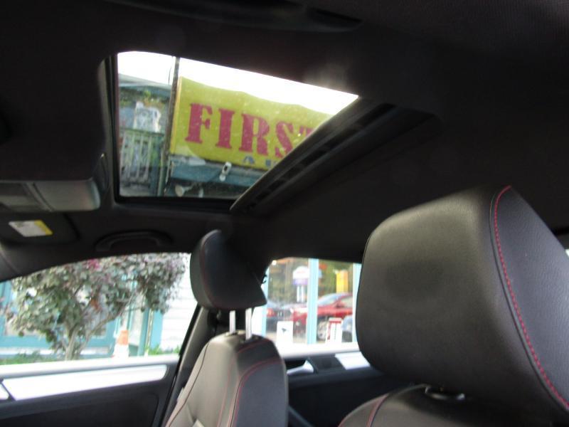 Volkswagen Jetta 2.0T GLI 2013