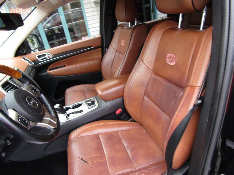 Jeep Grand Cherokee Overland 4WD 2012