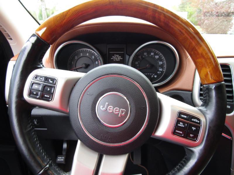 Jeep Grand Cherokee Overland 4WD 2012
