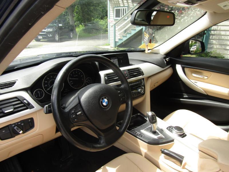 BMW 3-Series 320i xDrive Sedan 2018