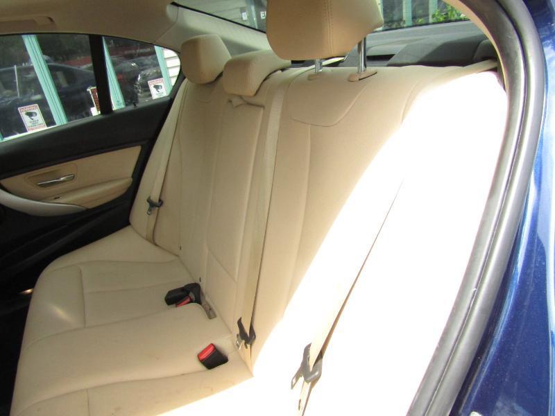 BMW 3-Series 320i xDrive Sedan 2018