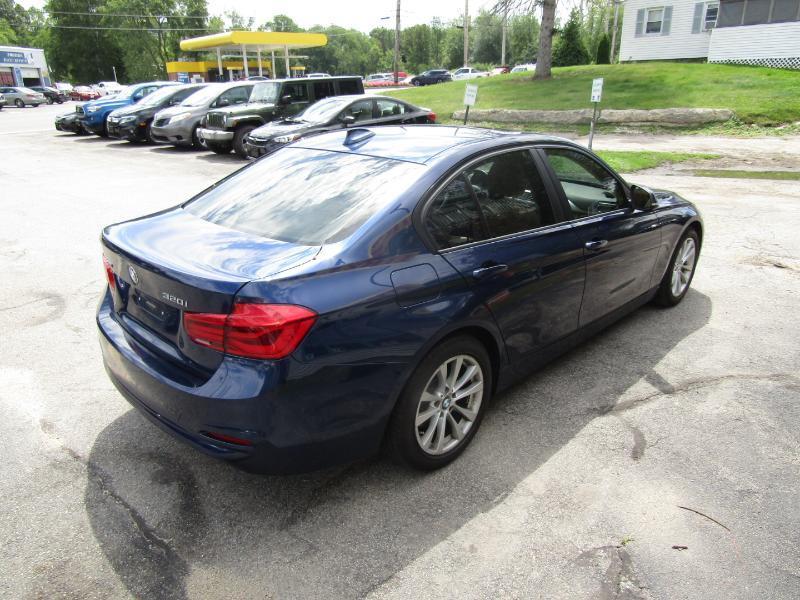 BMW 3-Series 320i xDrive Sedan 2018