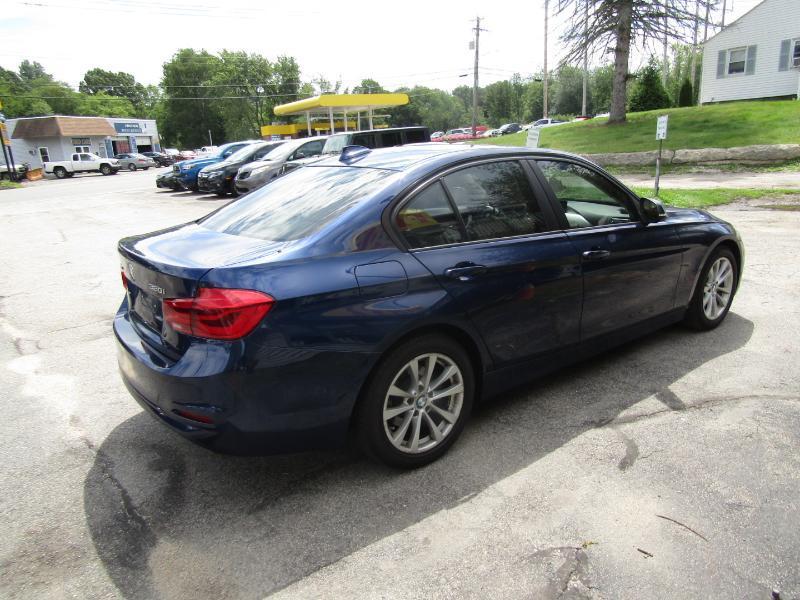 BMW 3-Series 320i xDrive Sedan 2018
