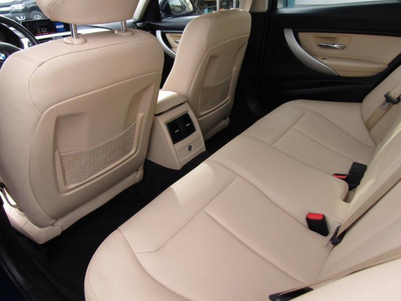 BMW 3-Series 320i xDrive Sedan 2018