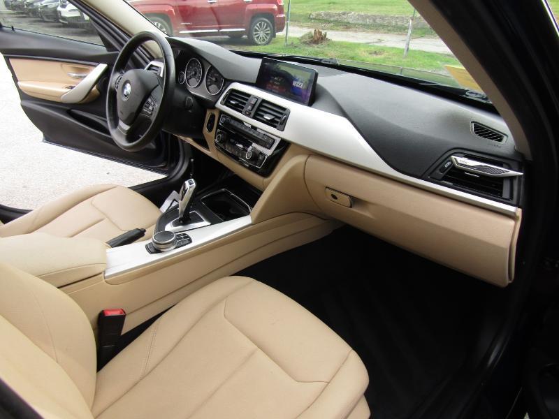 BMW 3-Series 320i xDrive Sedan 2018