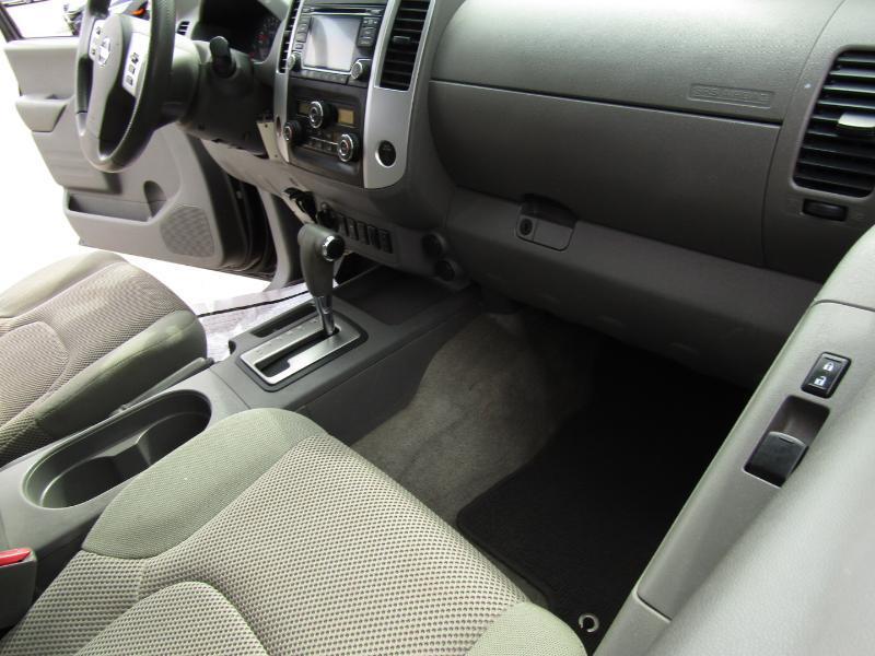 Nissan Frontier SL Crew Cab LWB 5AT 4WD 2015