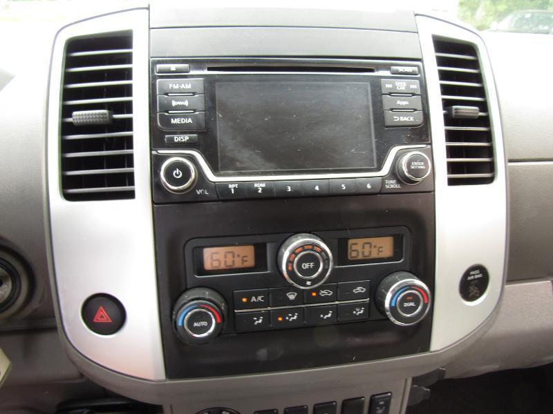 Nissan Frontier SL Crew Cab LWB 5AT 4WD 2015