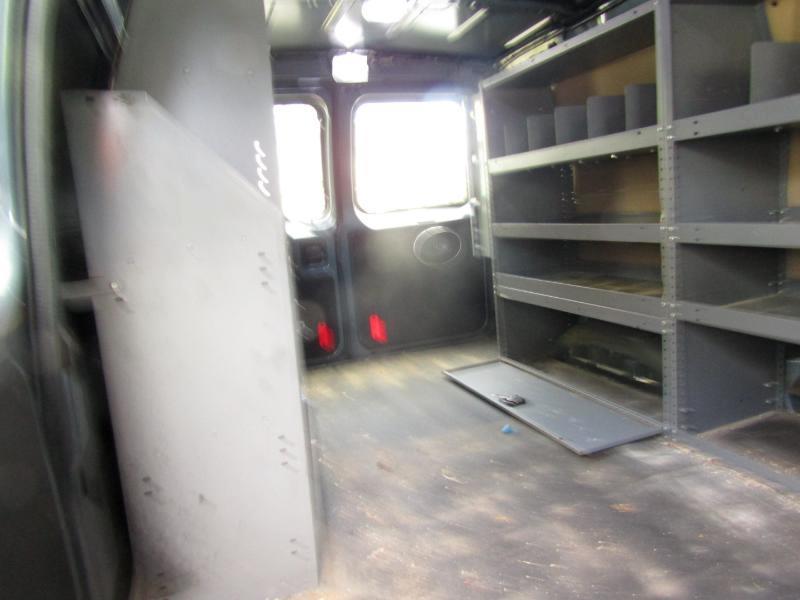 Ford Econoline E-250 2012