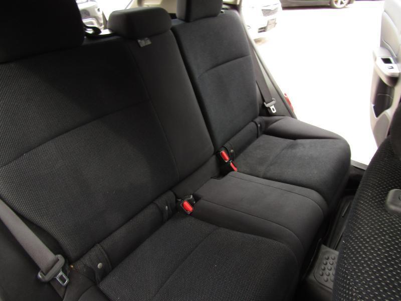 Subaru Impreza 2.0i PZEV CVT 5-Door 2015