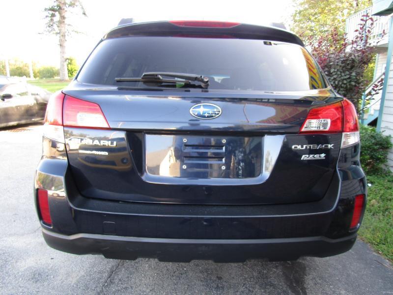 Subaru Outback 2.5i Premium 2014
