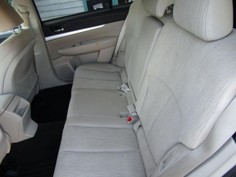 Subaru Outback 2.5i Premium 2014