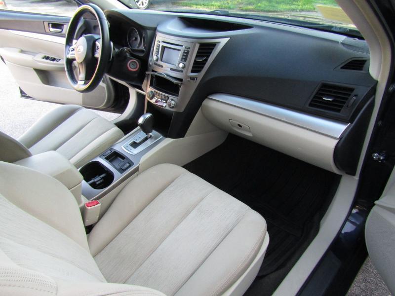 Subaru Outback 2.5i Premium 2014
