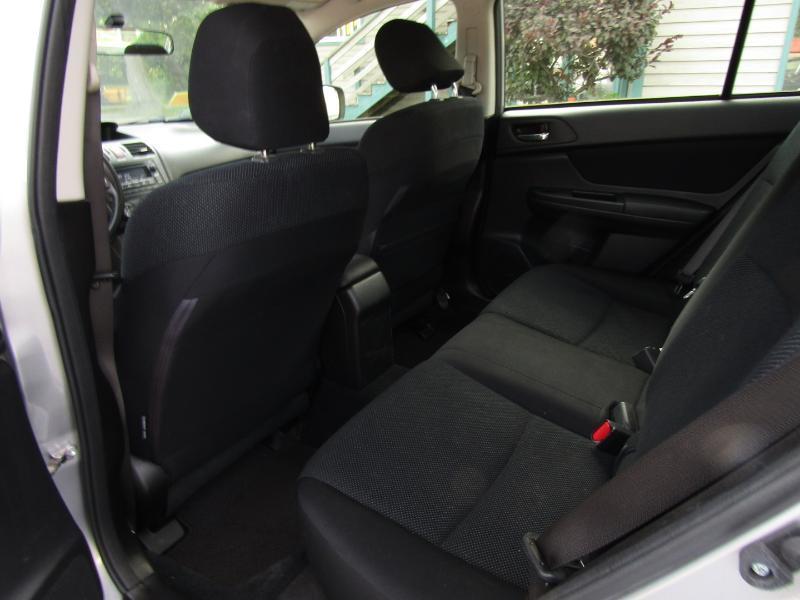 Subaru Impreza 2.0i Premium 4-Door w/All Weather Package 2014