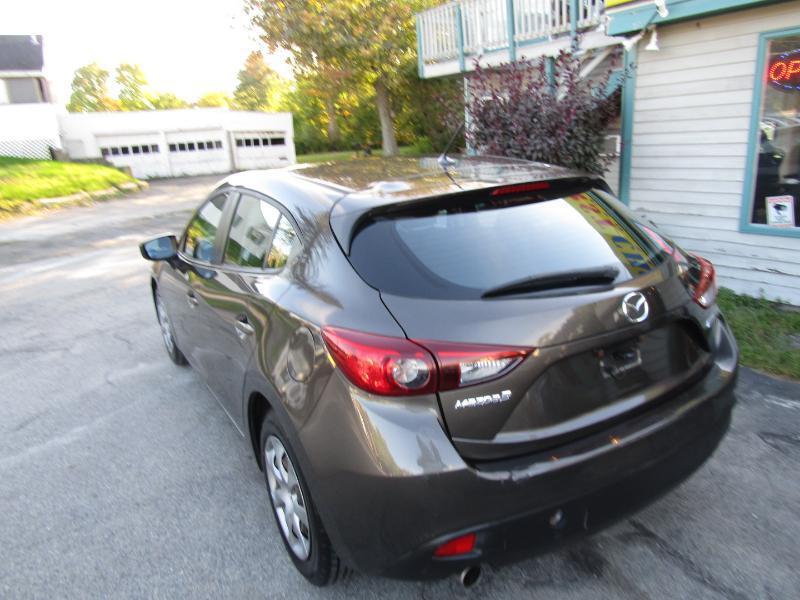 Mazda MAZDA3 i Sport AT 5-Door 2014